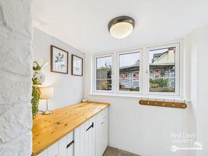 Boot Room- click for photo gallery